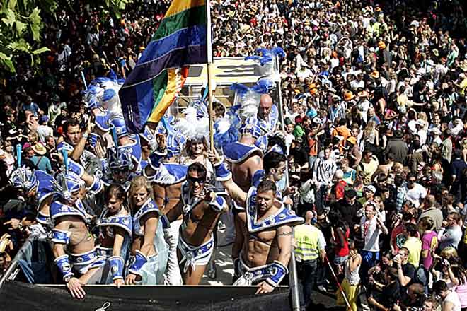 Фестиваль "Парад любви" в Дуйсбурге больше не состоится - организаторы